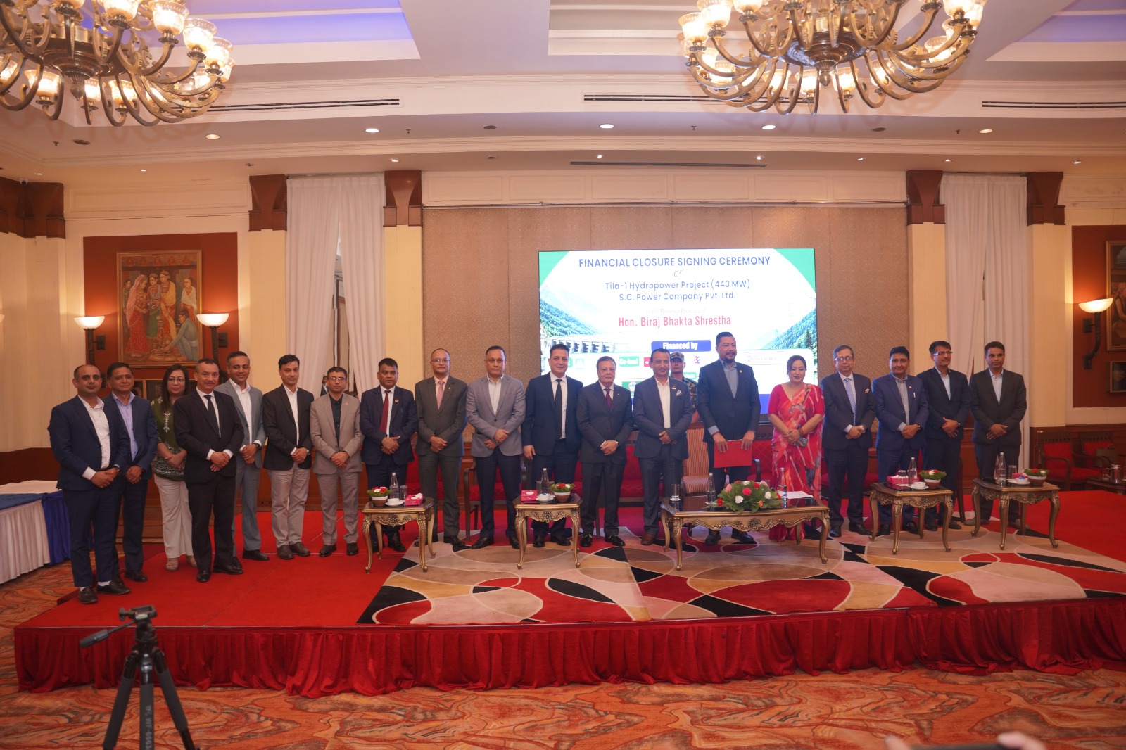 Financial Closure Ceremony - Group Commemorative Portrait